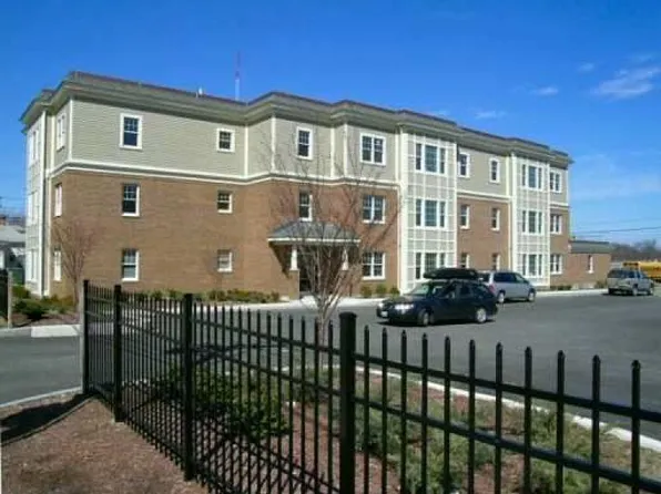 600 North Broadway, East Providence, RI 02914
