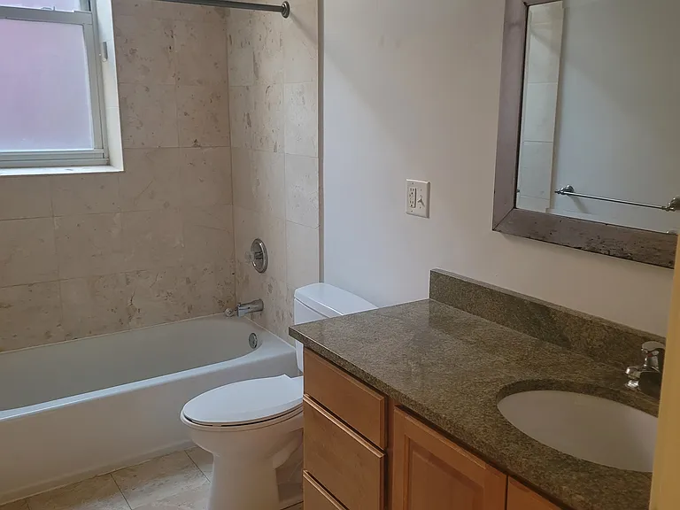 4549-4551 Oakland Ave #4549A — Photo 4