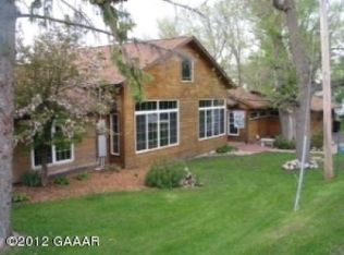 20075 Priest Point Rd, Glenwood, MN 56334