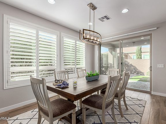 4th image of 1310 E VERDE Boulevard