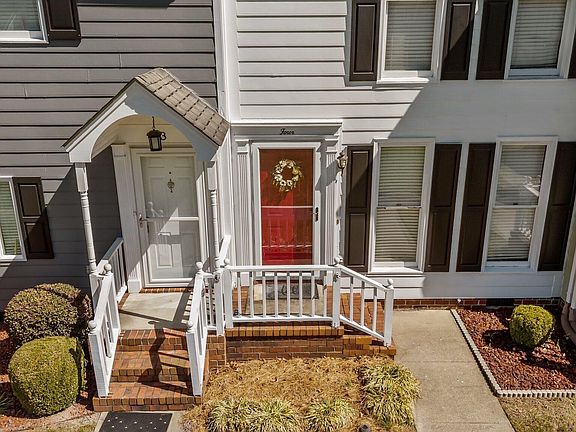 4th image of 3102 Cashwell Drive #4