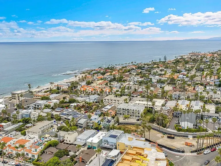 357 Playa Del Sur #3 — Photo 1