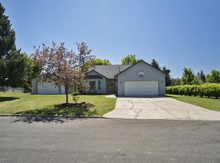 1128 E 4th St, Deer Park, WA 99006