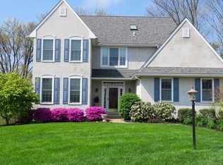 926 Merrit Cir, West Chester, PA 19380