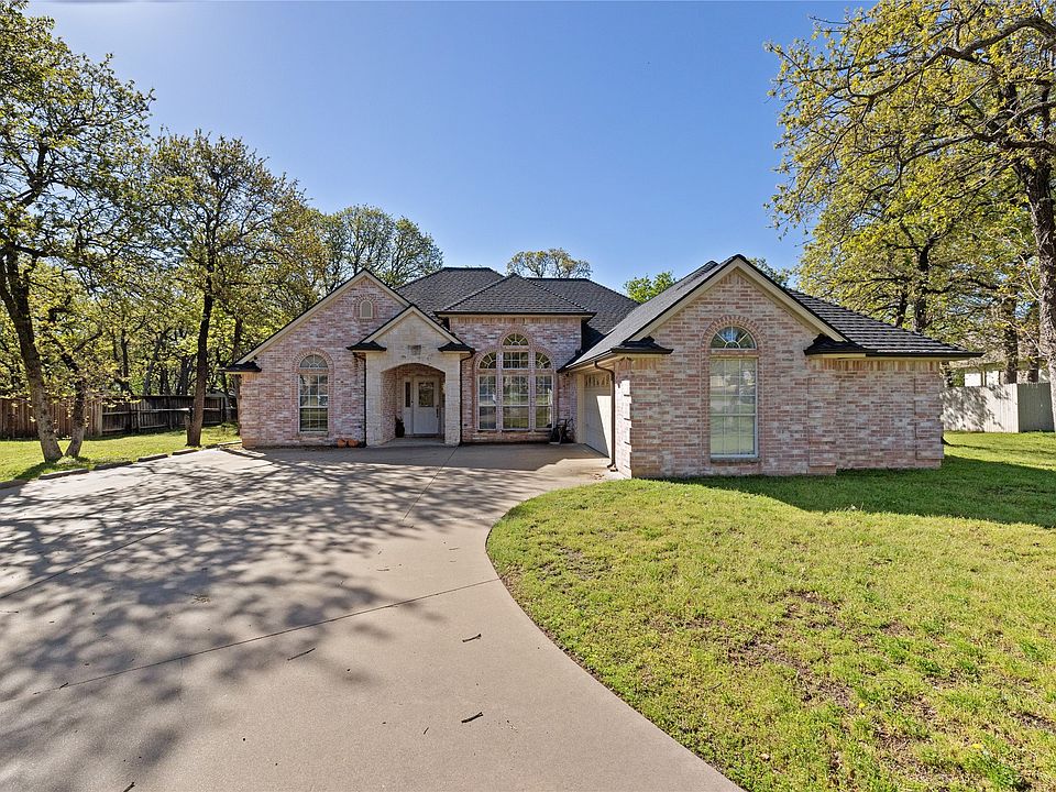 1st image of 6707 Forest Oaks Ct