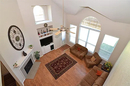4401 Caledonia Creek Ln Photo 1