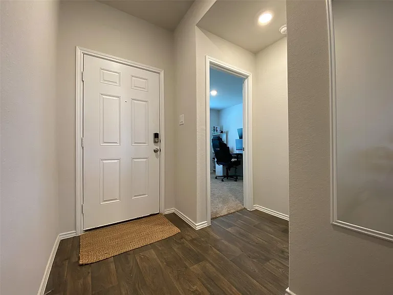 140 Fire Oak Dr — Photo 5