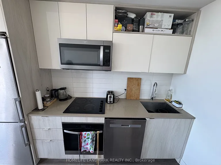 70 Princess St #1708-E — Photo 3