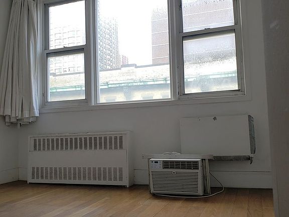 3rd image of 200 E 30th St #K6