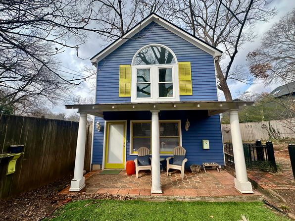 34 Rockyford Rd NE #C