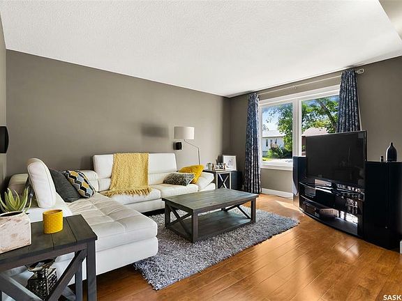 4th image of 46 Newstead Ave