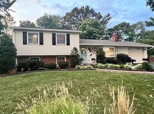 6408 Twin Ct, Springfield, VA 22150