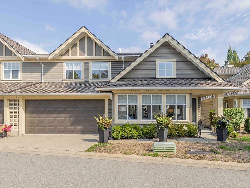 1st image of 15450 Rosemary Heights Cres #7