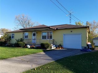 2915 Spruce Ct, Lorain, OH 44052