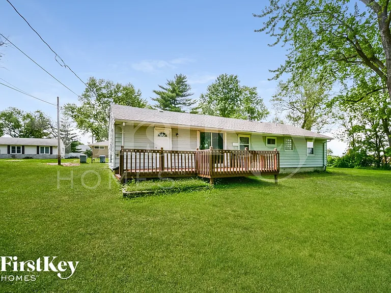 704 Highland Dr — Photo 14