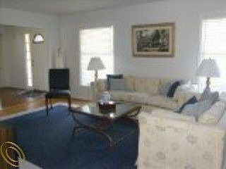 5th image of 2789 New England Dr