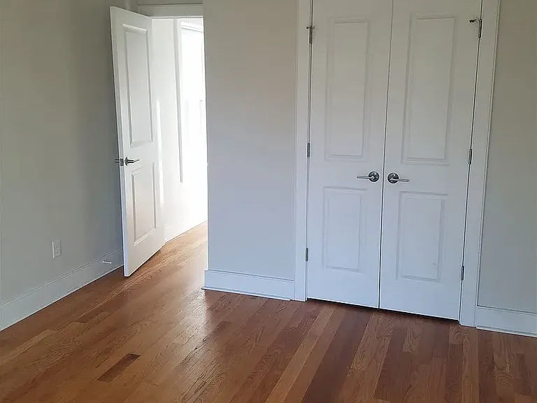 319 Willow Ave #2 — Photo 8