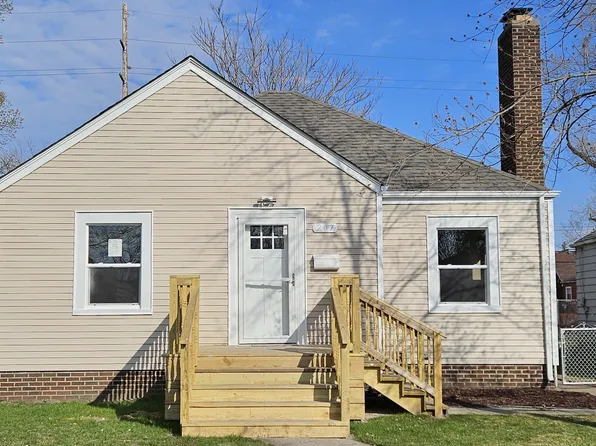 207 Taft Pl, Gary, IN 46404