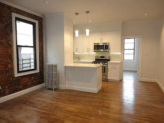 Rented by Merit Group & Associates | media 6