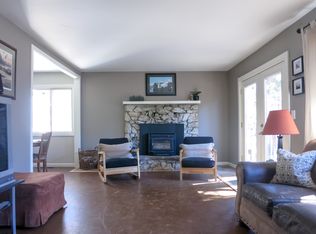 2140 Cornelian Dr, South Lake Tahoe, CA 96150