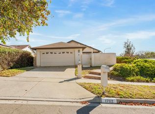 1702 Rosemary Ct, Escondido, CA 92026