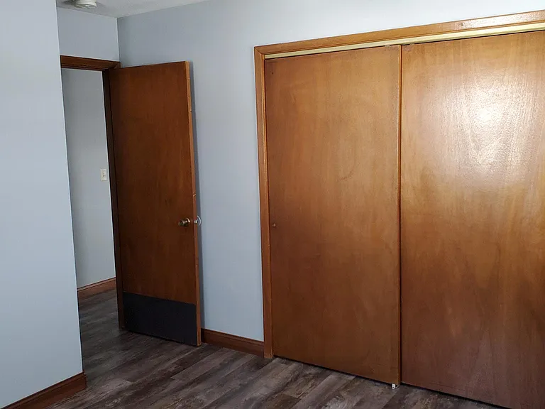 300 2nd St NE #9 — Photo 6