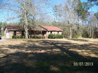 9052 Blacks Bluff Rd SW, Cave Spring, GA 30124