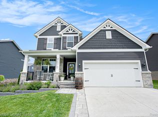 2670 Ironton Dr, Commerce Township, MI 48382