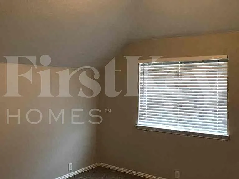 612 Celeste Ln — Photo 17
