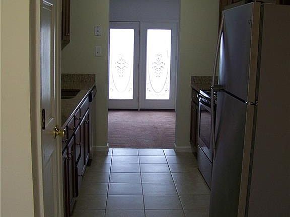 3rd image of 4725 Bay Quarter Ct