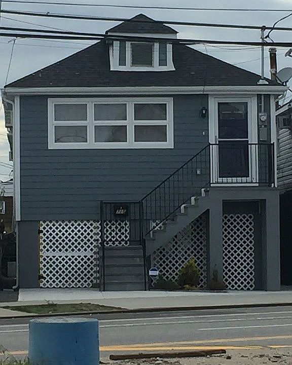1st image of 715 Cross Bay Blvd