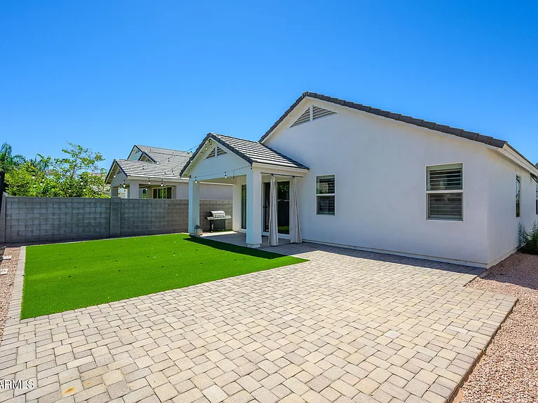 542 E Bamboo Ln — Photo 29