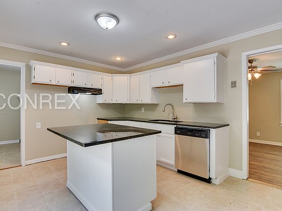 5th image of 132 Rita Ave