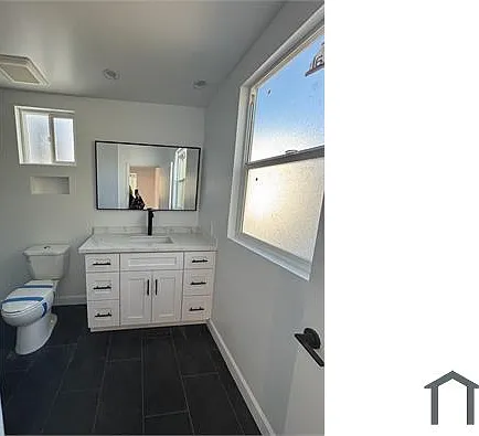 2280 S Barrington Ave #10 — Photo 7