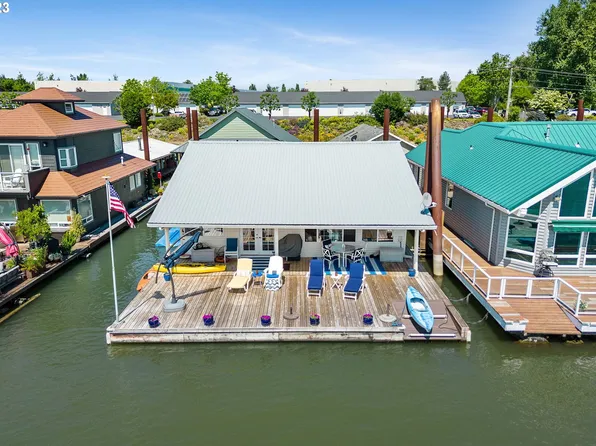 2630 N Hayden Island Dr Slip 13, Portland, OR 97217