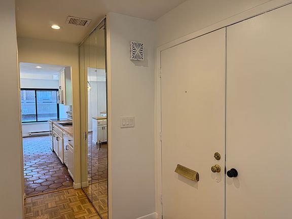 2nd image of 15 Oldfield #15