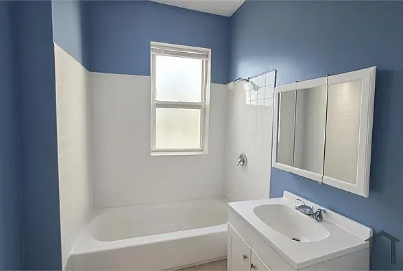 1215 S Homan Ave #3F — Photo 9