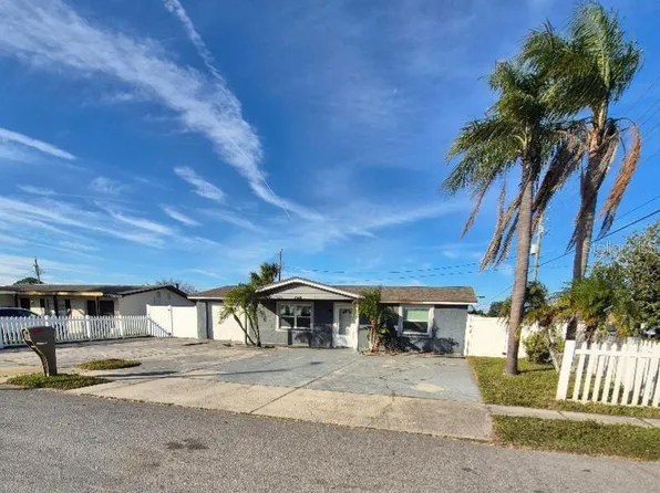 3445 Bedford St, Holiday, FL 34690