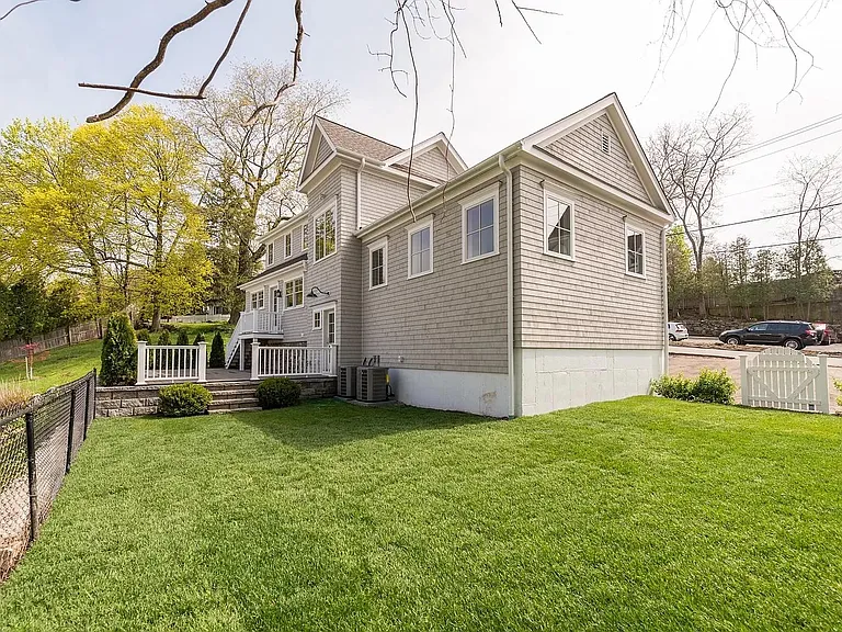 8 Westview Pl — Photo 4