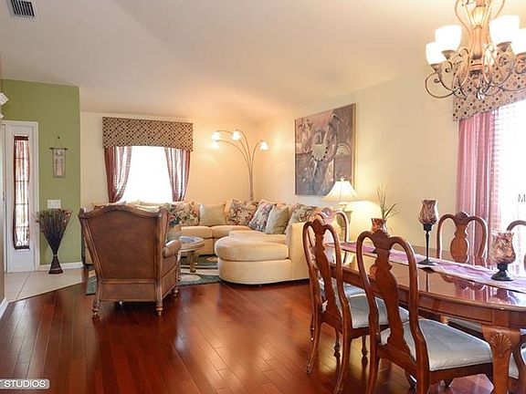 4th image of 7749 Blackhill St