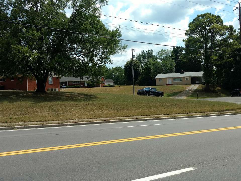 1st image of E Morris Blvd