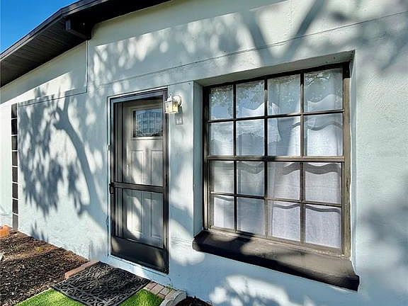 2nd image of 1312 WINDSOR WAY