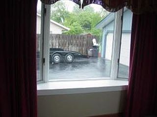 3rd image of 215 E Wrightwood Ave