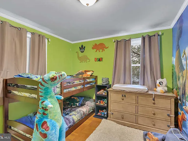 232 W Underwood Ave — Photo 11