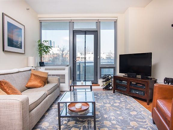 3rd image of 5-49 Borden Ave #3K