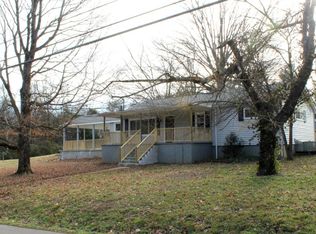 1711 Woodson Dr, Knoxville, TN 37920