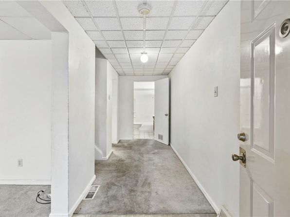 pittsburgh-pennsylvania-11556185 picture