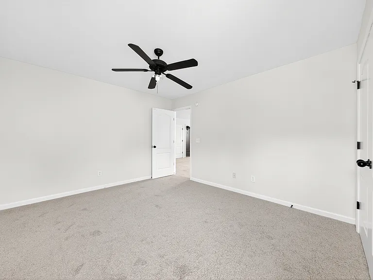 9566 Yarbrough Rd — Photo 23