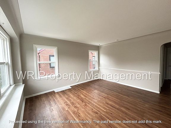 2nd image of 3943 Elmhurst Rd