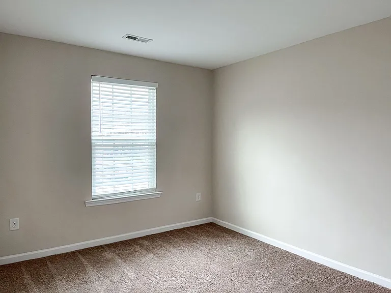 120 Kelly St — Photo 42